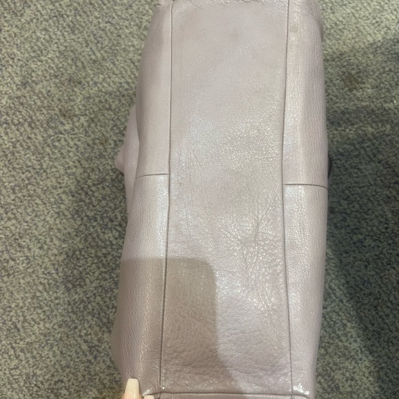 Coach Madison phoebe bag like new ! Dusty grey/lavender color. Beautiful! - Picture 17 of 17